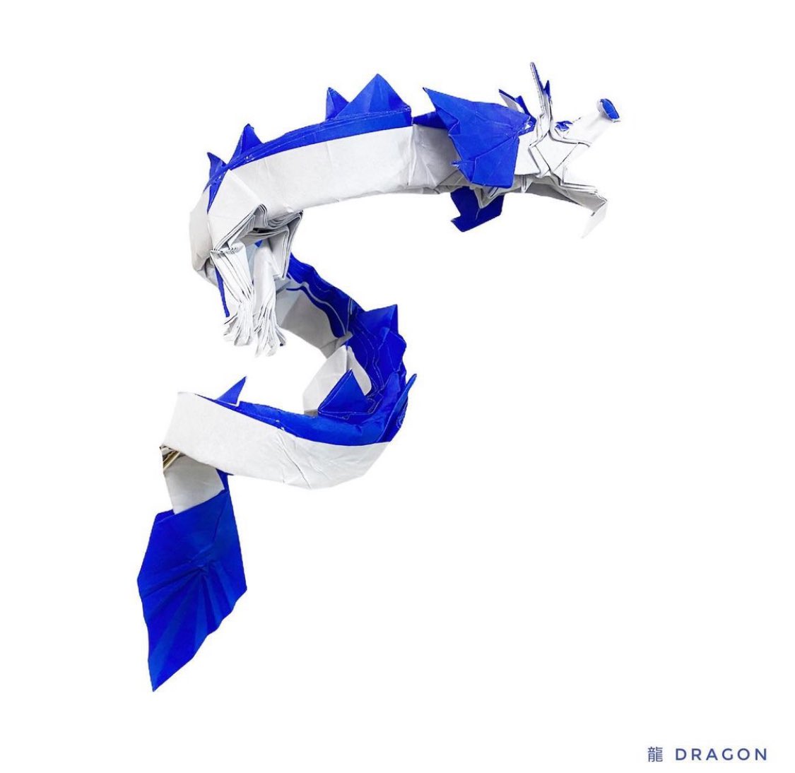 vincentpun2's tweet photo. #dragon 
Year of Dragon 
Chinese Dragon 🐉 曉陽
Uncut Squared Paper 70cm x 70cm 

#origami #摺紙 #摺紙藝術 #折り紙 #折り紙アート #折り紙リース #折り紙作品 #origamichallenge #origamicharacter #origamidragon #origamipeople #origamianimal https://t.co/oiY5NHNAsK