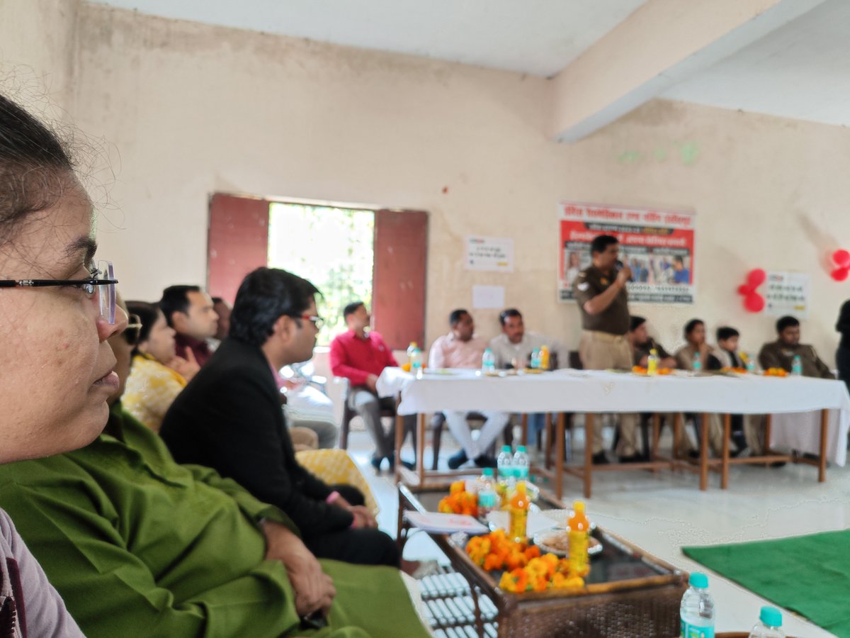 RajkaurPace's tweet photo. Women's Day Celebration by PACE in Hardoi District of Uttar Pradesh. 200 women, youths and adolescent girls &amp; PACE team participated in the prog. Guest from Police Dept, WCD, CWC, AHTU, village Pradhan's, ASHA, AWW etc. participated. #InspireInclusion https://t.co/FFk5FccNnq