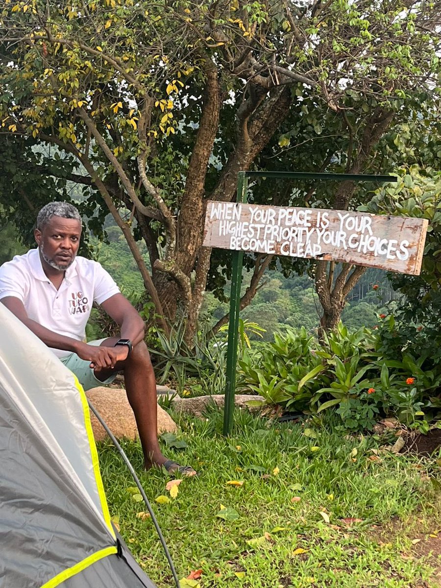 Comrade_Otoa's tweet image. After one week of #UgTukoWapi, I now believe @wekesa_amos on the issues of marketing our country. We are clearly doing a poor job and we need to rethink our strategies. I will share in detail as we put together our documentary on Western Uganda. 
In the documentary we met several…