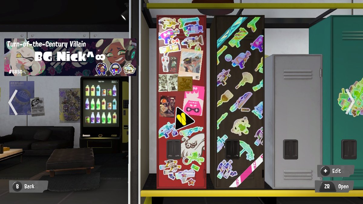 Nickman181818's tweet photo. Oops I accidentally spent 20 minutes redoing my locker #Splatoon3 #NintendoSwitch https://t.co/n10f4m6YdY