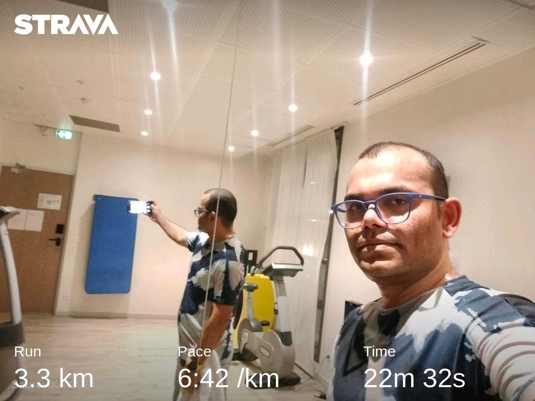 sauumum's tweet image. Day 76: Indoor two miles run.
Lessssssss than 25% left. I hope will able to finish it 💪💪💪
#100daysofwalking #100daysChallenge #100DaysOfRunning #running
#fitness Check out my activity on Strava: strava.app.link/Lamqt04O3Hb
