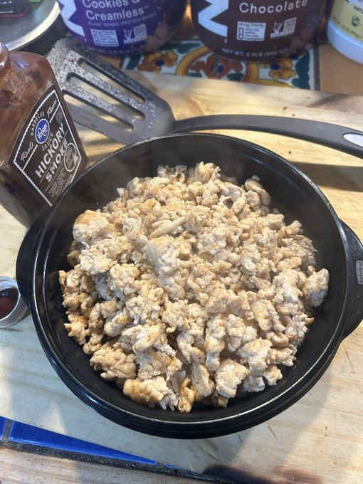 These gym doubles and meal prepping are getting me fucking scary right now. #TrapCity https://t.co/C<a href="/tag/trapcity"class="tags"><span>#trapcity</span></a>