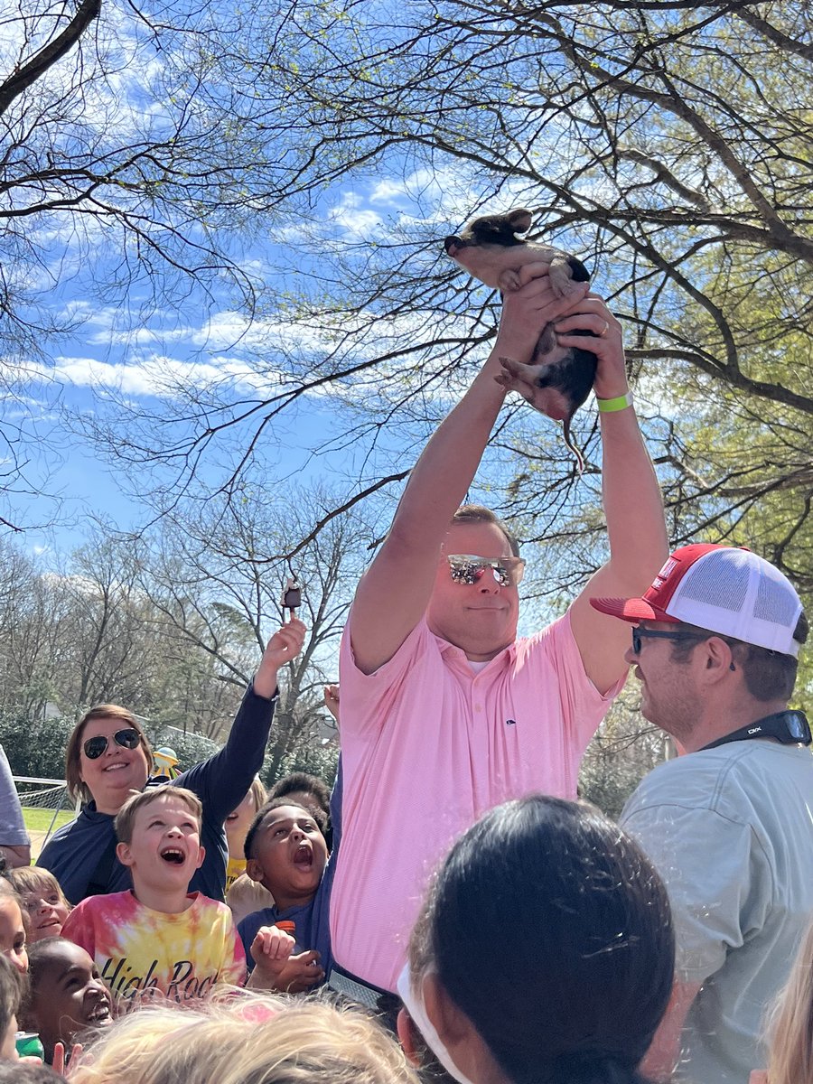 Who kissed the pig?! Underwood’s Annual Spring Fling Festival! #smallschoolbigtalent #ugtm #weareunderwood #wcpssmagnets @thepintsizedpasture