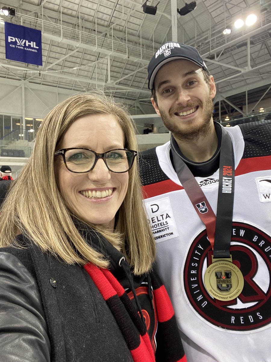 bluesparkles72's tweet photo. Congrats @UNBMHockey for a perfect season 💪 and being the National Champions two years in a row!  What a run!  🎉🎉 https://t.co/iezXz3SzGo