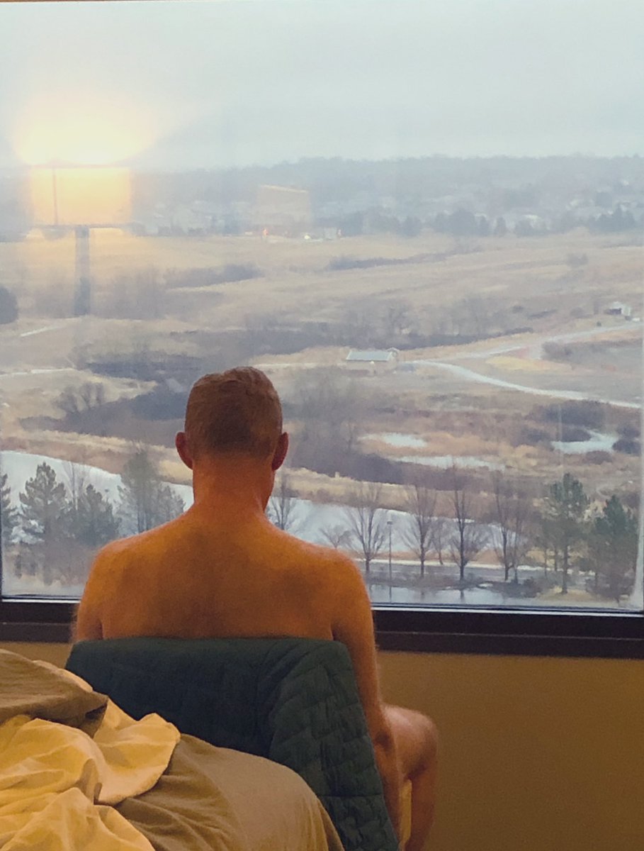 Hypnosis dropped this singlet wearing jock deep! 💤😵‍💫💤 To end the session, he sat naked in front of the hotel window, programmed to only wake up from trance when the door shut and Sir was gone.