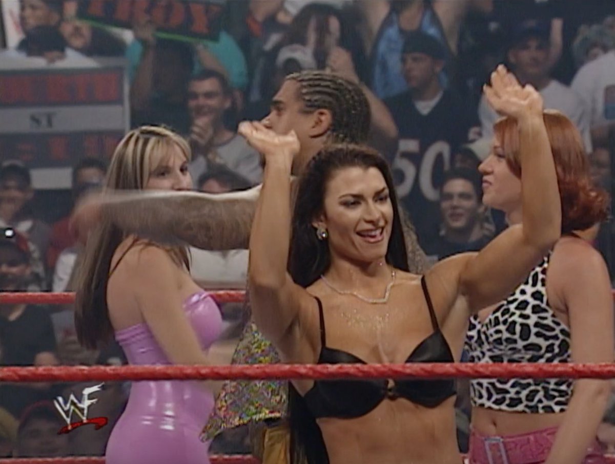 deadeditors_'s tweet photo. This was likely Victoria's WWE TV debut, didn't wrestle for another 2 year when she re-debuted. #raw2000
Funny that she was a part of the debut of Right To Censor here because it involved her future "boyfriend," Steven Richards. He didn't approve of her life choices back then. https://t.co/CuIvT96BSo