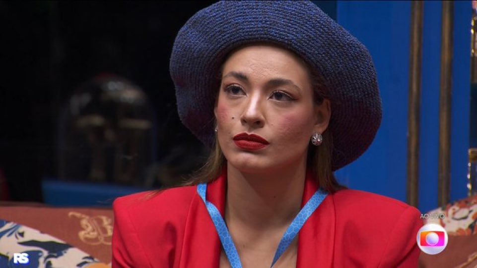 SheilaAffonso's tweet photo. Alguém sabe explicar por que a Bia está de cosplay de Eliana dos dedinhos?
#BBB24 https://t.co/iI5DnNL4Mh