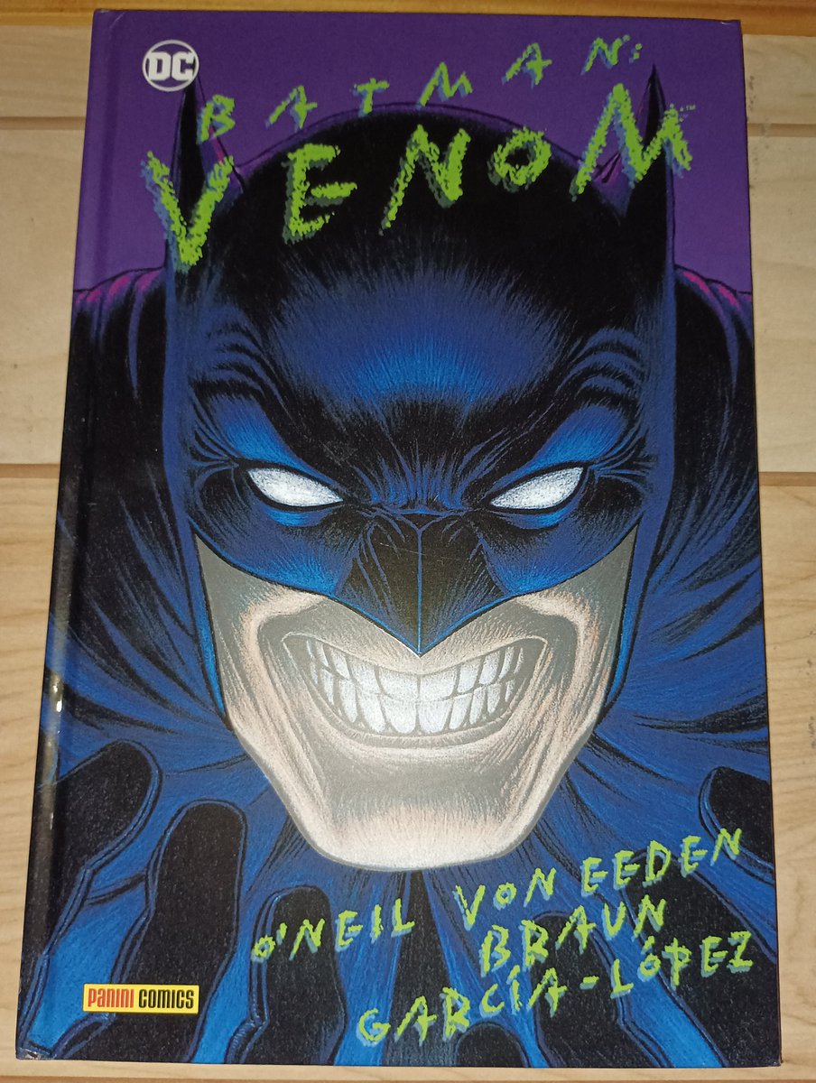 Y para seguir celebrando el  les muestro mi auto regalo que me hice para festejar el #DiaDelComic, una de mis historias favoritas de la serie LEGENDS OF THE DARK KNIGHT y que tiene mucha importancia en el mito de #Batman
Mi primer adquisición con @PaniniComicsMx