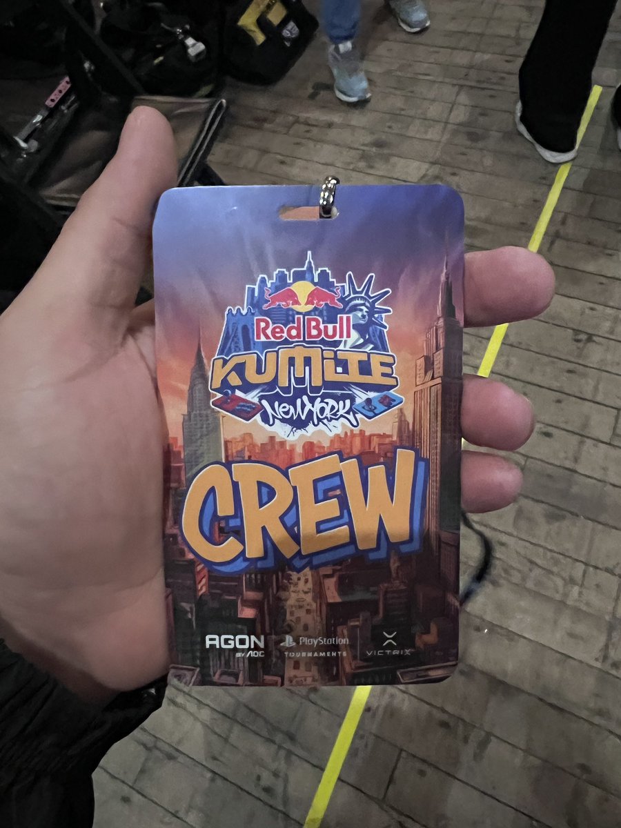 Bebop_YT's tweet photo. Okay, NOW I can actually talk about it now that the event is over, but it was dope being apart of this project for Redbull Kumite. Thanks to @DigitalB0dega for the chance to work behind the scenes as a Production Assistant. Incredible seeing it all come together. Hella fun. https://t.co/pAXIvCXWsF
