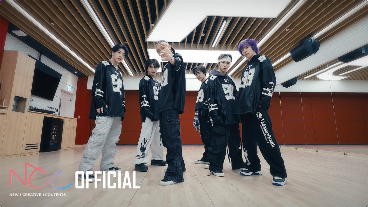 BOYSTORY_WORLD's tweet photo. BOY STORY 3rd EP <JI>
'Alpha' Dance Practice
(Member Only Ver.)
▶️ https://t.co/4MJNDZPF4W
🎧 3rd EP <JI> Track
https://t.co/0vhgMz8OpC
🎧 'Alpha (Korean Ver.)'
https://t.co/d2zSOGUONk
#BOSS #BOYSTORY
#極 #JI #Alpha
#PracticeVideo https://t.co/QTHsNuxJJR