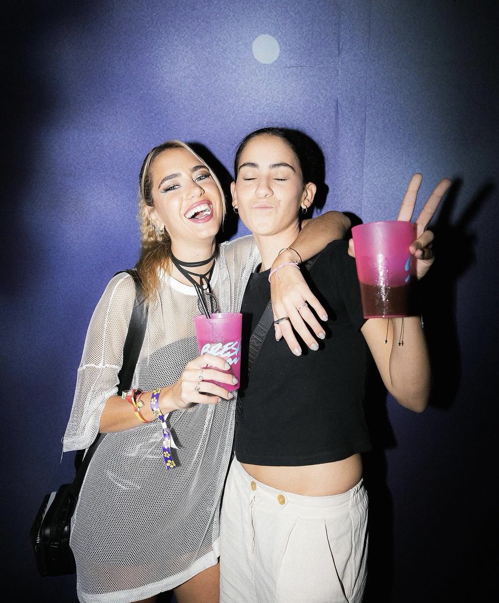 BellotaHG's tweet photo. Ok basta…
Lucia con Rosina
Jacinta con Sabrina 
Se cerró esto 🤭 
#Jabrina
#Lubrina
#Lusina 

LUCIA MERECE VOLVER https://t.co/dcDybF66XN