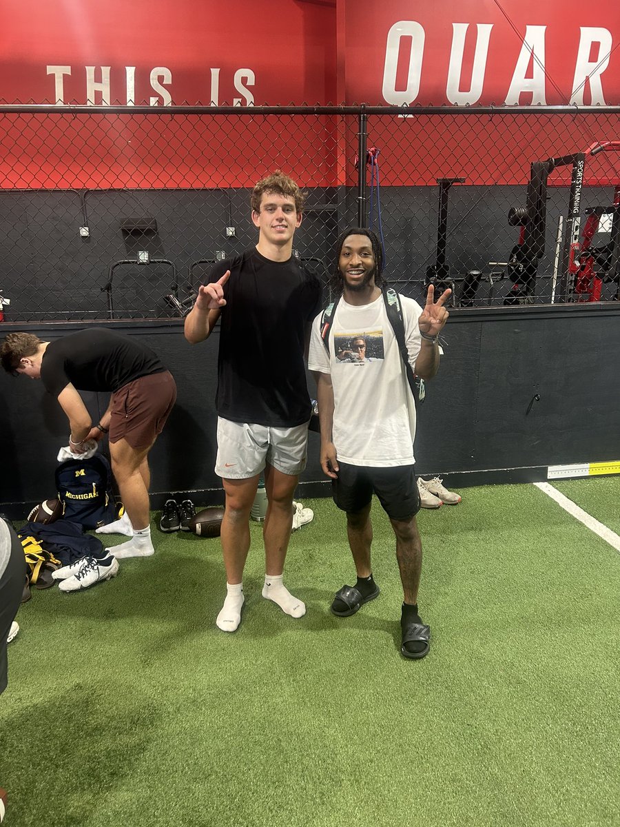 Good work Today G2G!!🙌🏽 
#archmanning #qbcountry #jordanmosely #ashtonhollins #garrettgreene #drewpyne #benrolapp #davidmorris