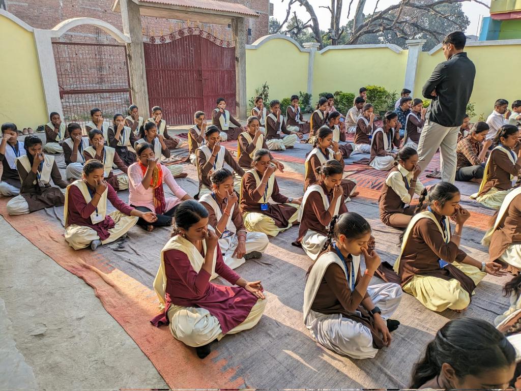 NSSGDBINANI's tweet photo. Third day of Special Camp started with #yoga followed by #VoterAwarenessRally, Essay Competition on one nation one election https://t.co/PIjWNuGdiH