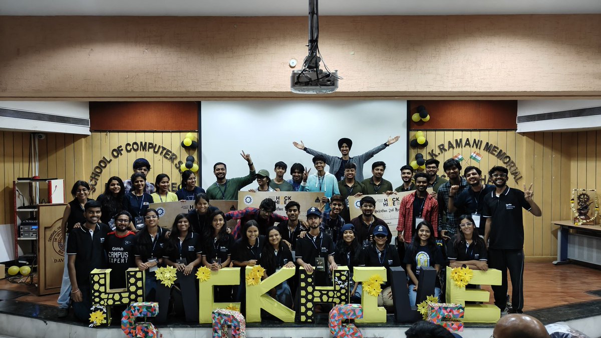 divyagoyalbg's tweet photo. My feed is full of tweets from #HackHive by #techhunterssss ๐ค๐ป๐ฅบ https://t.co/izYjSyyplm