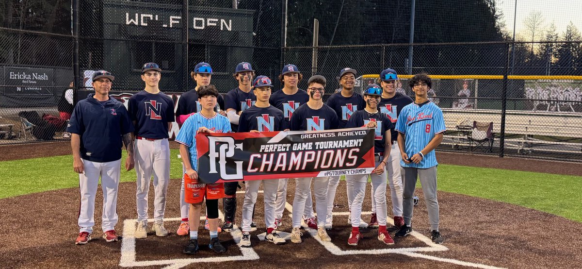 MMilinkovic2028's tweet photo. In a surprise turnabout of events this week, I am now back where I belong w/ my New Level 14U Moore brothers. Again, we are tourney champions. Only 9 were "healthy" enough to play. Can't wait to see what we can do when we are at full strength. #Team #NewLevel360 #thankful https://t.co/5mEEyI9eWl