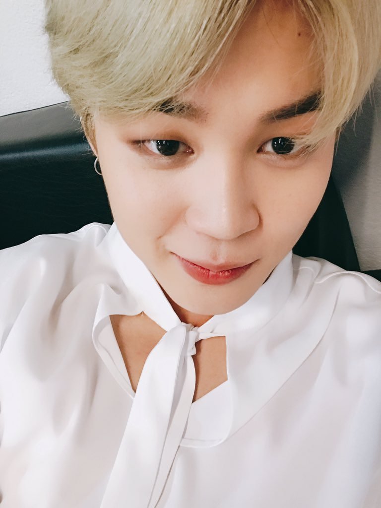 BtsEternalWay's tweet photo. 🟢[Twt_180317] Нельзя быть такими красивыми

🐥: Спасибо. Это было весело.
#JIMIN
#JinieHyung
#KconMexico
#Спасибо_Мексика

#ВоспоминанияBTS #BTS #JIMIN #JIN https://t.co/KQaIACchKU