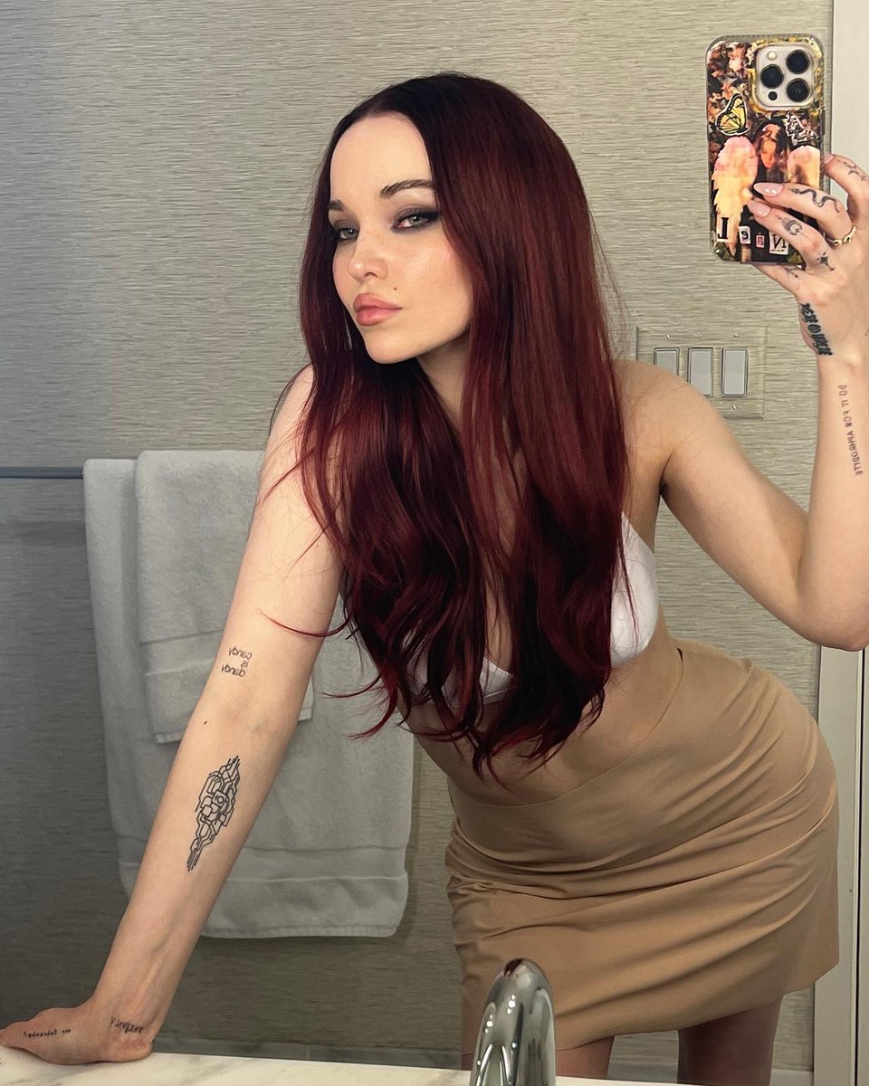 𝐒𝐄 𝐁𝐔𝐒𝐂𝐀: Posible relación amorosa. 
ㅤㅤ╰──┈ ❏ No estar 24/7 pero no morir.
ㅤ          ╰─ ❏ FC: Dove Cameron.
ㅤㅤㅤ  ╰─ ❏ Nombre a elección .
ㅤㅤㅤ  ╰─ ❏ Se promete mucho amor, cariño, risas (Probablemente drama también).

➯ Cualquier consulta por DM.