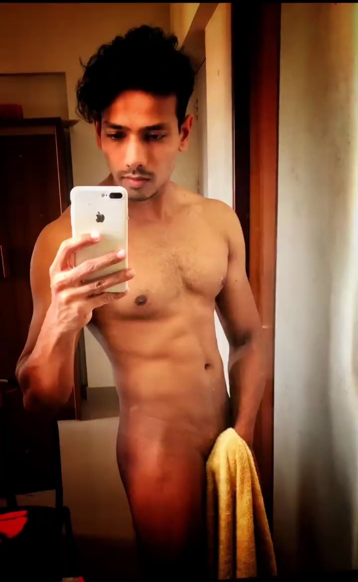 Kiisssss tweet media