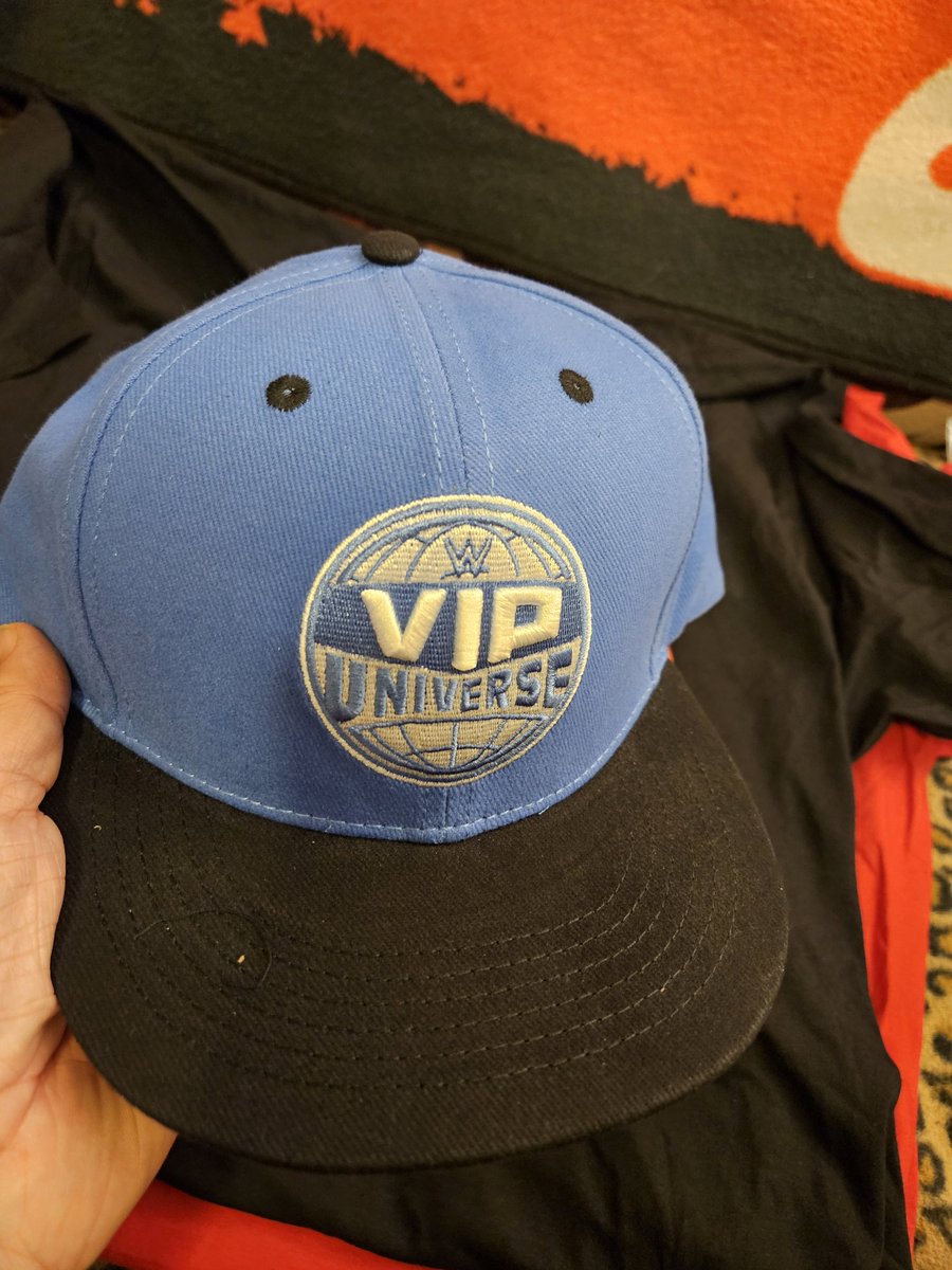In the VIP Swag bag was a mini title &amp; Challenge coin &amp; belt magnet &amp; cap 
#WWEAugusta