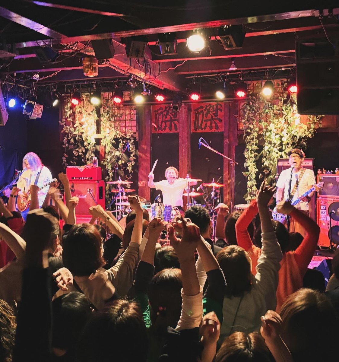 itecchi's tweet photo. [SPARKS GO GO]
Thank you！Kyoto. 2024.03.17
#sggjp 
#爆音再燃 
#REBURN
#ClubCircuitVol_2 

https://t.co/AUfmin2RC2 https://t.co/E4ncHs1tnD