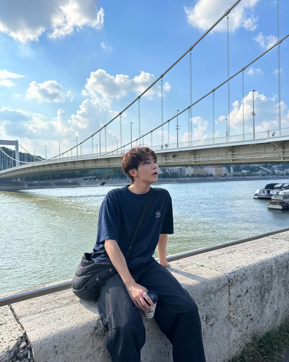 plediskwane's tweet photo. Savoring the delightful Europe sunshine has been checked off of the 2024 bucket-list. Kinda wonder what’s next. 😝 https://t.co/ZoWi5trlku
