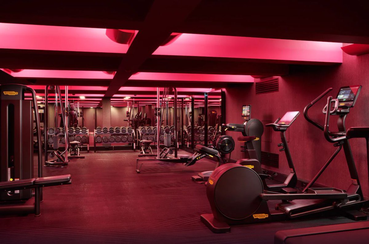 dott_tickets's tweet photo. Located in #Bishophill, is Malmaison #York, an upscale #ecocertified #hotel, where guests can look forward to dry cleaning/laundry #services, a #bar, a #gym, an onsite #spa, WiFi, a restaurant; much more.
To book or enquire, quote Ref: EX/MY👉https://t.co/KrRLaNApzZ
#Yorkshire https://t.co/5ZeMQ6x3Q8