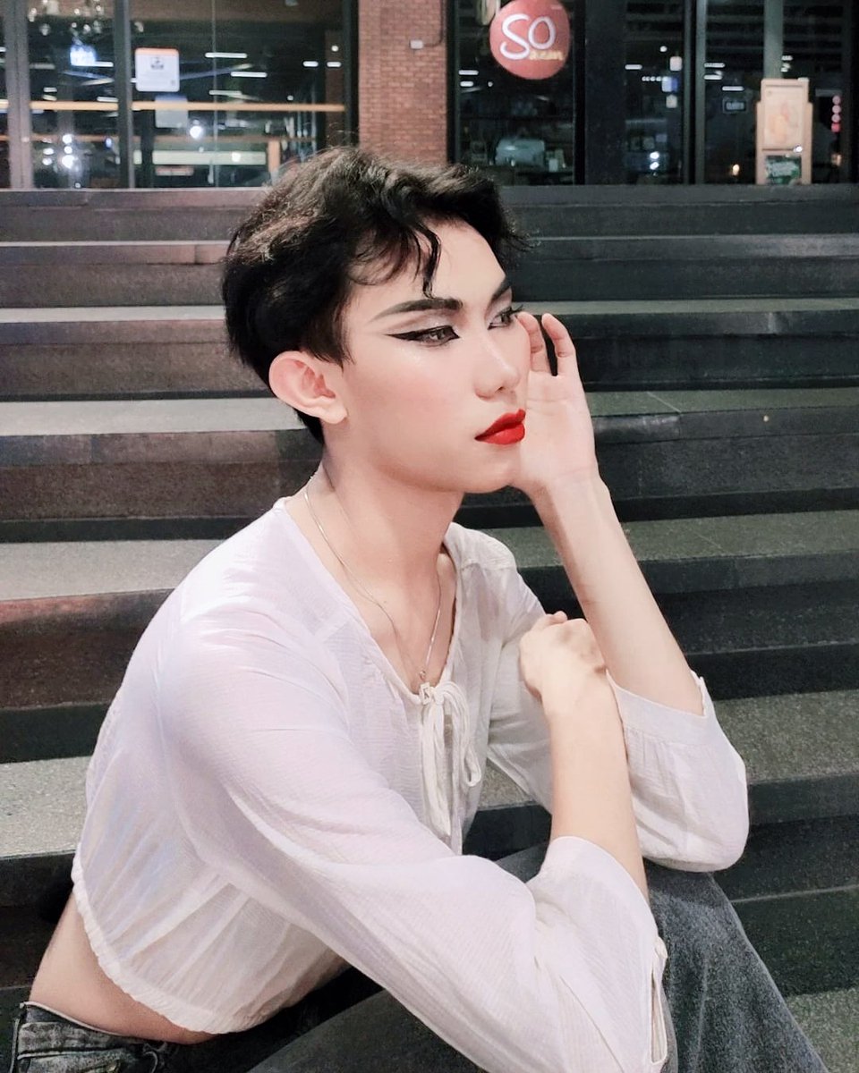 น่านน้ำ tweet media