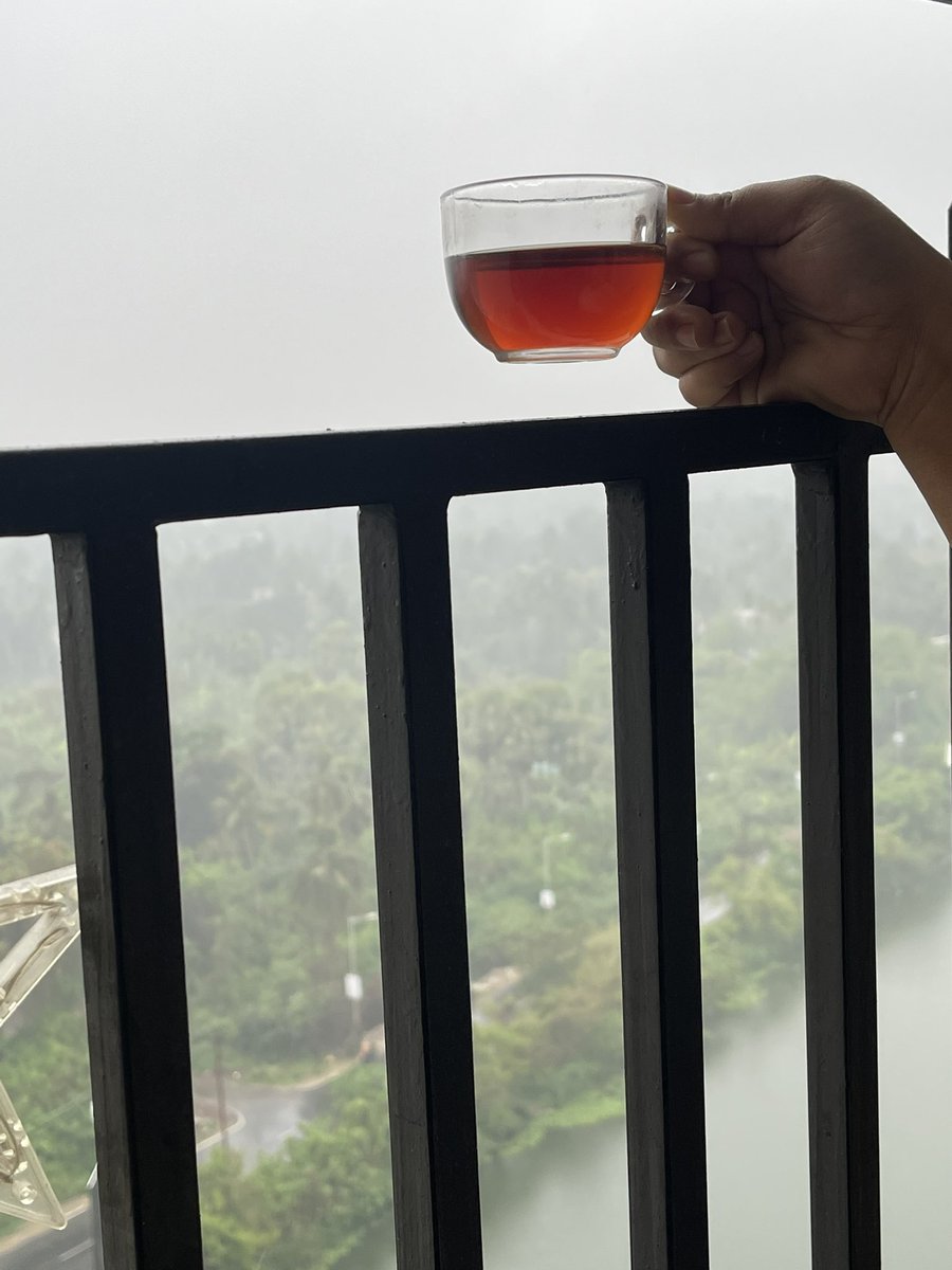 SamantaSwi22849's tweet image. #Rain #RainMusic 
Tea mixed with Khashmir Kawa