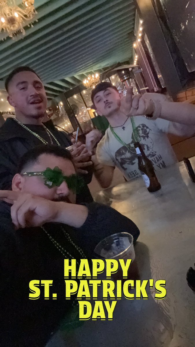 EyevanSee's tweet photo. Good times with the homies 🍀 https://t.co/6xnLMwAupX