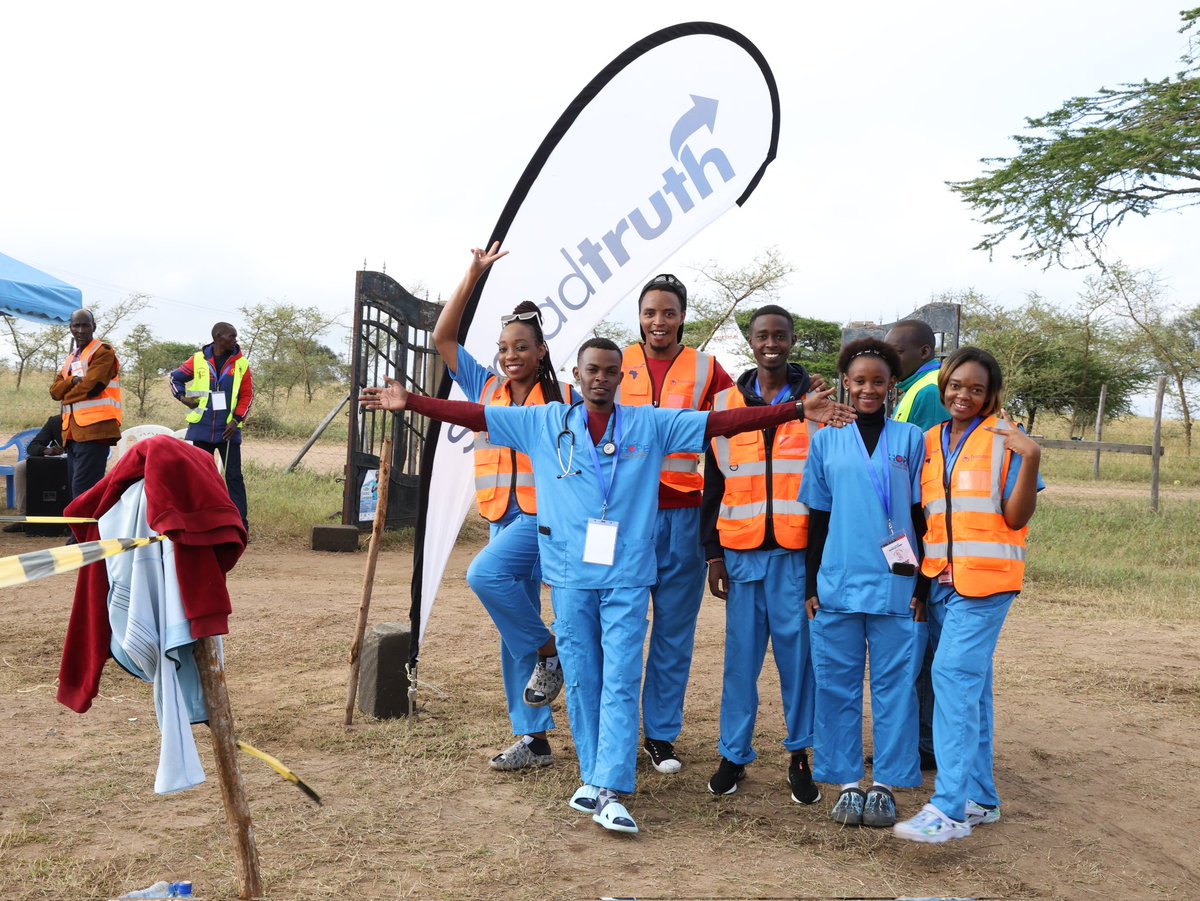 #HappyNewWeek
"As we serve others we are working on ourselves; every act, every word, every gesture of genuine compassion naturally nourishes our own hearts as well....And when we serve others with an open and generous heart, great healing comes to us." - Wayne Muller