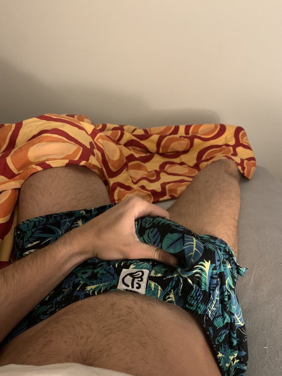 esticaso's tweet photo. Horny 🍆😈 https://t.co/nQDVUY5IRf