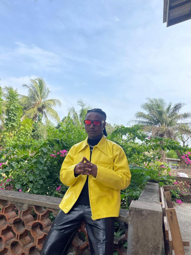 badboymorah's tweet photo. Hey God, it’s me again.
Thank you! 
#bakassi #Morah 💛🎶 https://t.co/qFSqnTRGNV