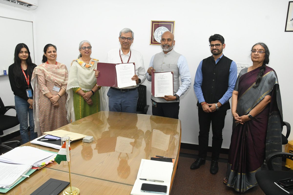 ICMR has signed a Letter of Agreement with @gatesfoundation, fostering cooperation to advance vital health research on India’s priorities identified by ICMR. Together, we're committed to making impactful strides for healthier futures.