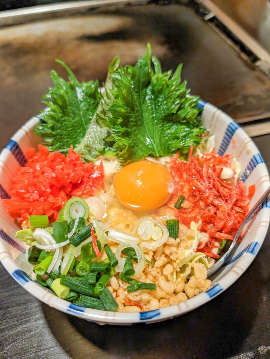 gnavi_official's tweet photo. 以前も紹介した『お好み ねこびより(旧店名えせんし屋)』さん

今回は大葉お好み焼き、カルボナーラチリトマトスパゲティ、バナナパフェ、チョコレートパフェ
をいただきました！
スパゲティはボリューム満点です！
#ぐんまナビ
#群馬
#群馬県
#伊勢崎市
#お好み焼き
#ねこびより
#お好みねこびより
#えせんし屋
