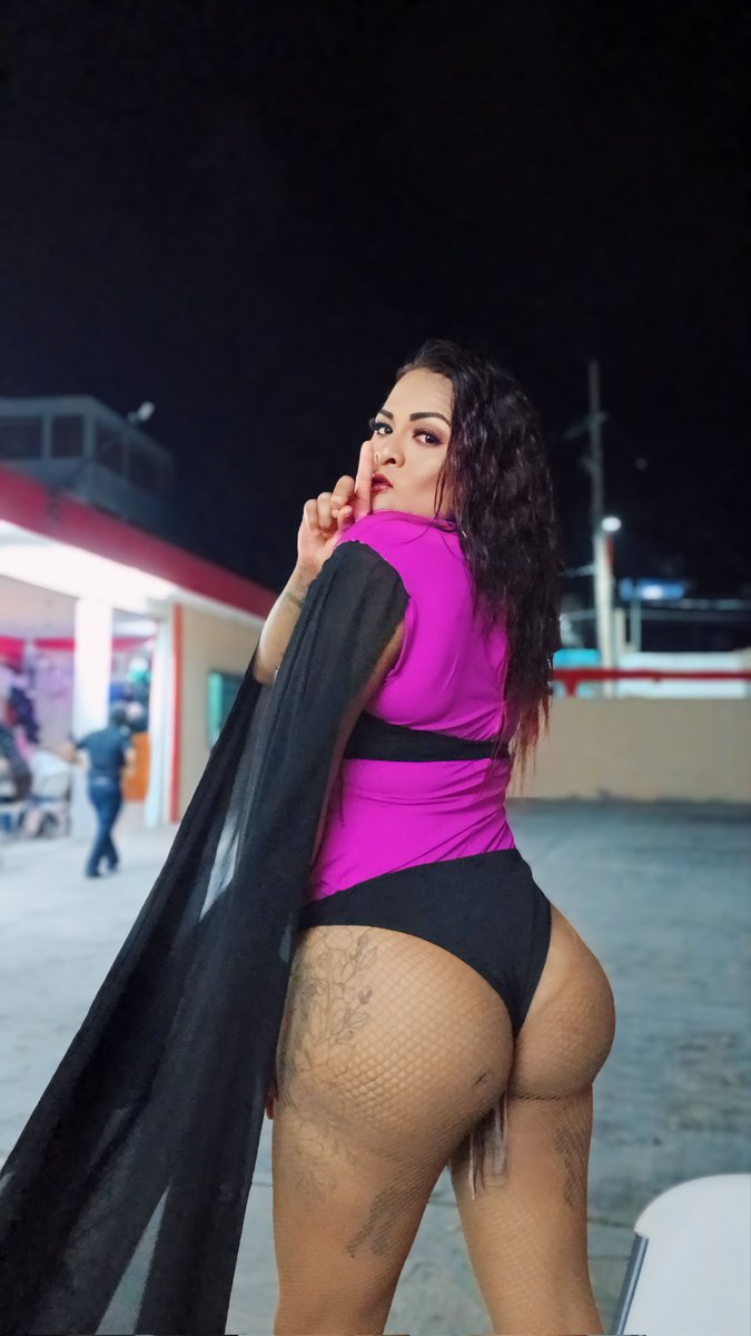 Xhola soy de Cancún me llamo mayra quiero hacer amistades manda whatsap con foto sexy 9988659716 yo respondo con foto sexy.....