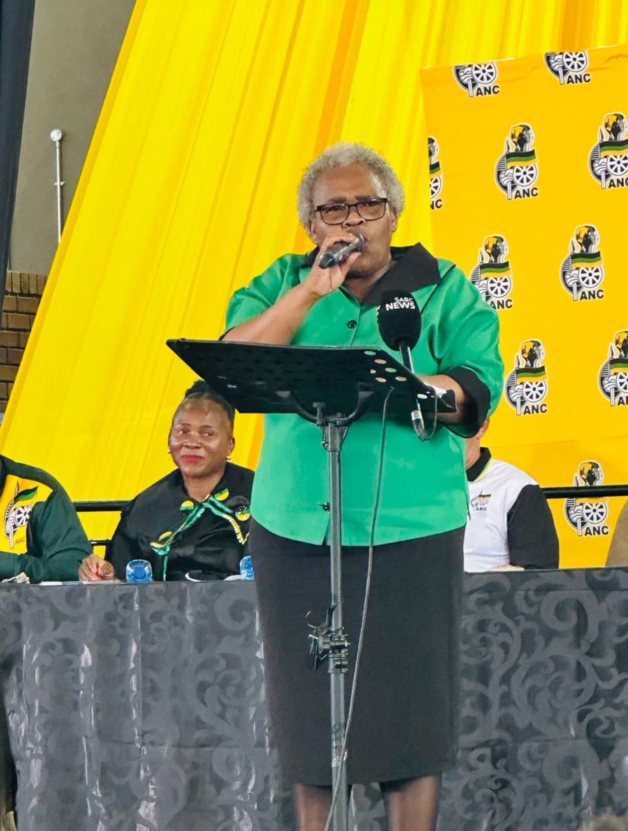 RoseMantsho's tweet photo. The ANCWL Limpopo, Winnie Madikizela-Mandela Brigade Launch and Blousing Ceremony yesterday at the Ngoako Ramahlodi Sports Complex in Seshego, Polokwane. @ANCWLeague @MYANC @ANCLimpopo 🖤💚💛 https://t.co/Oa3MNFjXYh