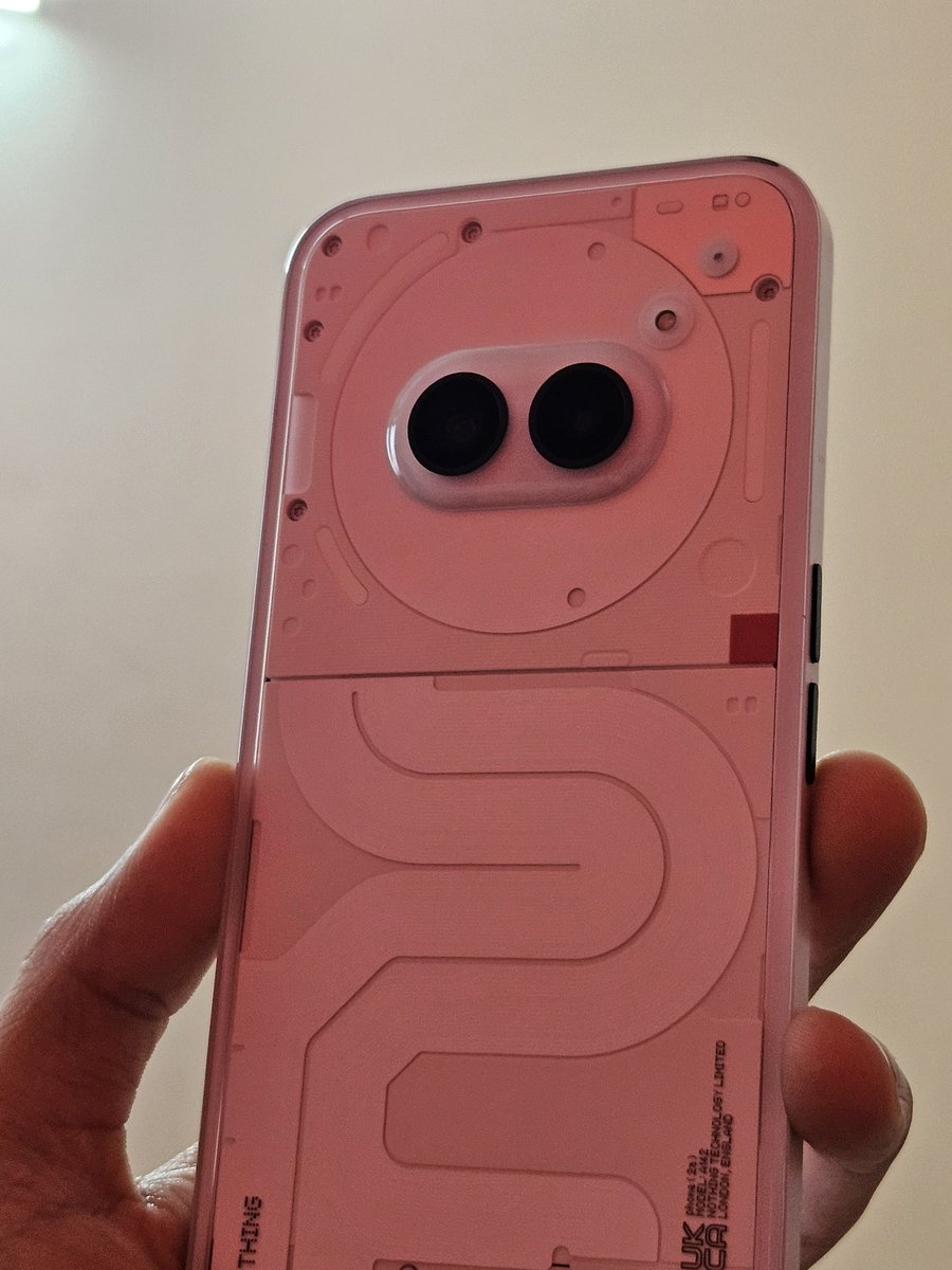techienotfound's tweet image. So the Nothing phone 2a is developing signs of usage from 2nd day itself that too on the frame.🫥

Not using a case for now just want to see how the device would eventually look. ( For now I don&apos;t feel that confident about it)
#NothingPhone2a