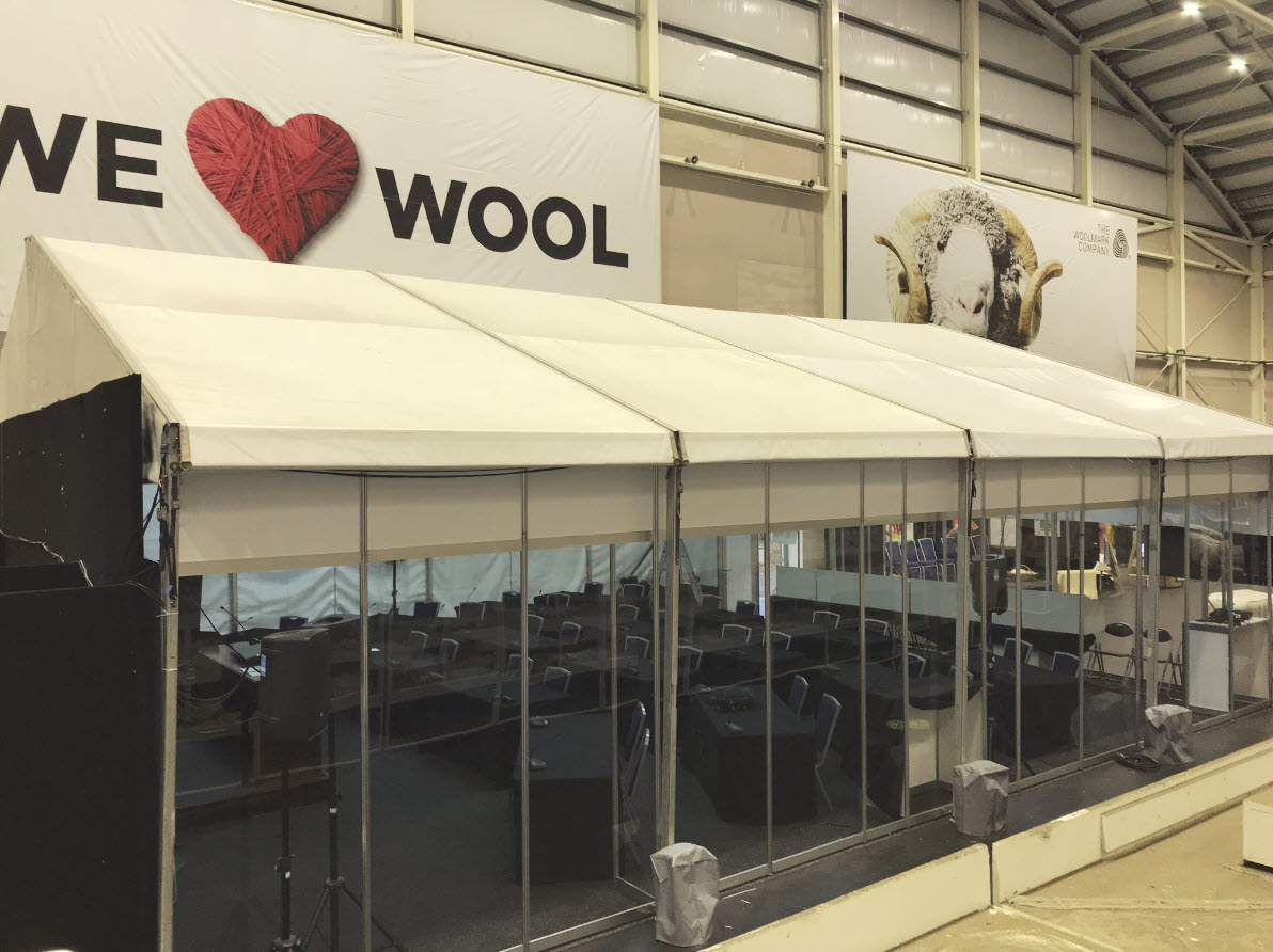 WoolExchange's tweet image. After a 5 year break, #wool auctions are back at the 2024 Sydney Royal #eastershow . On Tuesday 26 and Wednesday 27 March, ~2,500 lots will be offered, at an average speed of 250 lots per hour, for an estimated value of AU$17mil. to buyers from around the world.