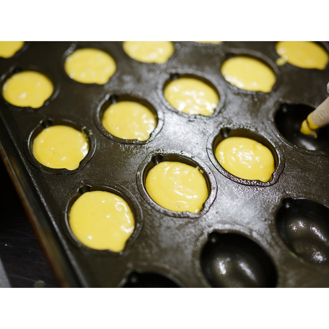 One of the specialties of Kawasaki, Patisserie NocoNoco’s lemon cake has a moist and chewy texture! เค้กเลมอนของร้าน Patisserie NocoNoco ของขึ้นชื่อของคาวาซากิ โดดเด่นด้วยเนื้อสัมผัสที่นุ่มและชุ่มฉ่ำ! #kawasaki #คาวาซากิ