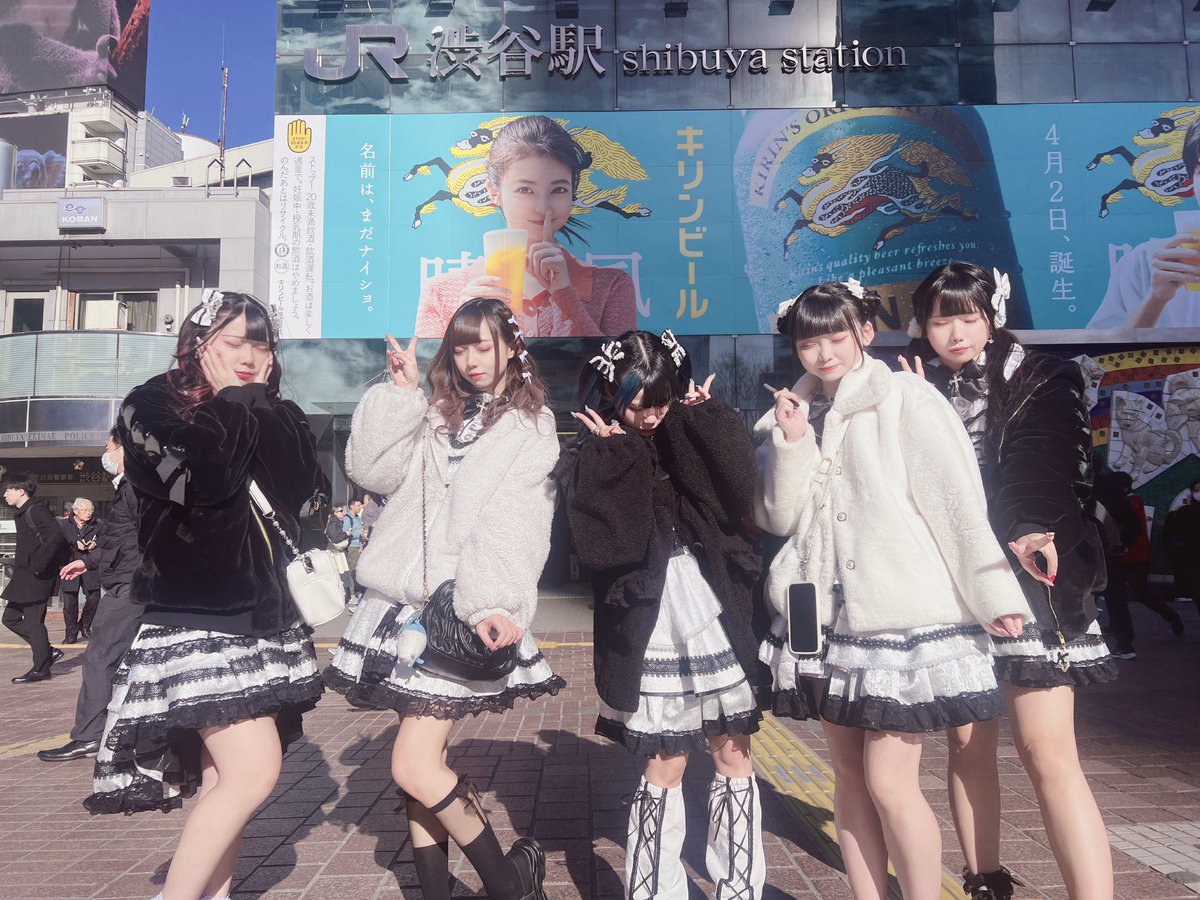 eclipse_cmip's tweet photo. 14:30まで！渋谷駅八公前廣場🌟 https://t.co/4o1rDKGQvB