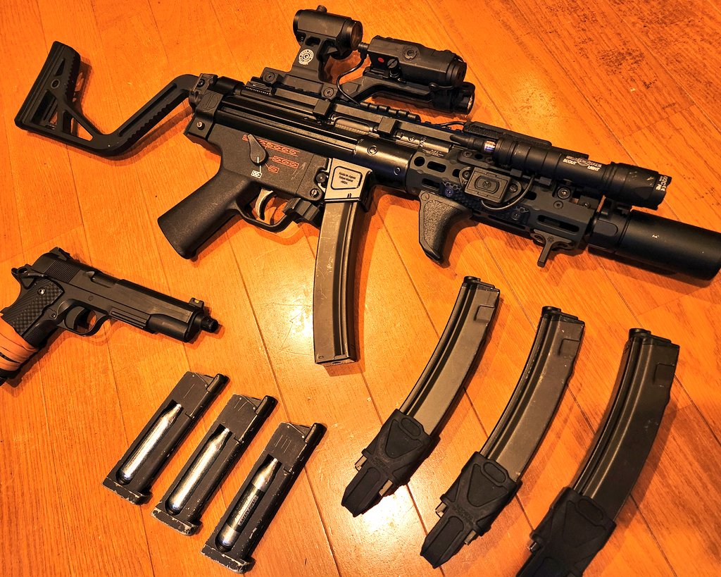 defroweairsoft's tweet image. 次世代 mp5にこれ以上手を加えることはできない。#ngrs #ngrsmp5 #tokyomarui #サバゲー
