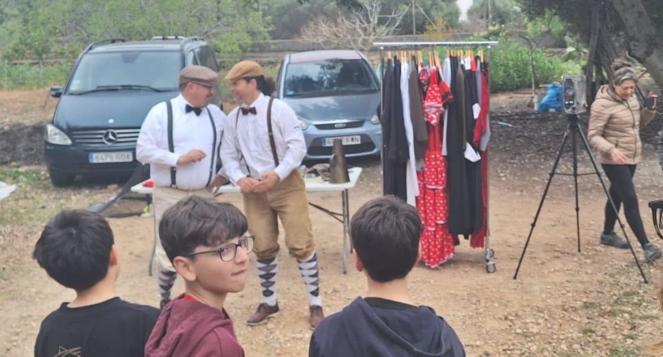 El que més m’agrada d’aquesta foto són 2 coses:
- Tornar a vestir aquesta roba
- La complicitat que es genera amb <a href="/millorpintades/">Sergi Piñol</a>

@cheapfilms1