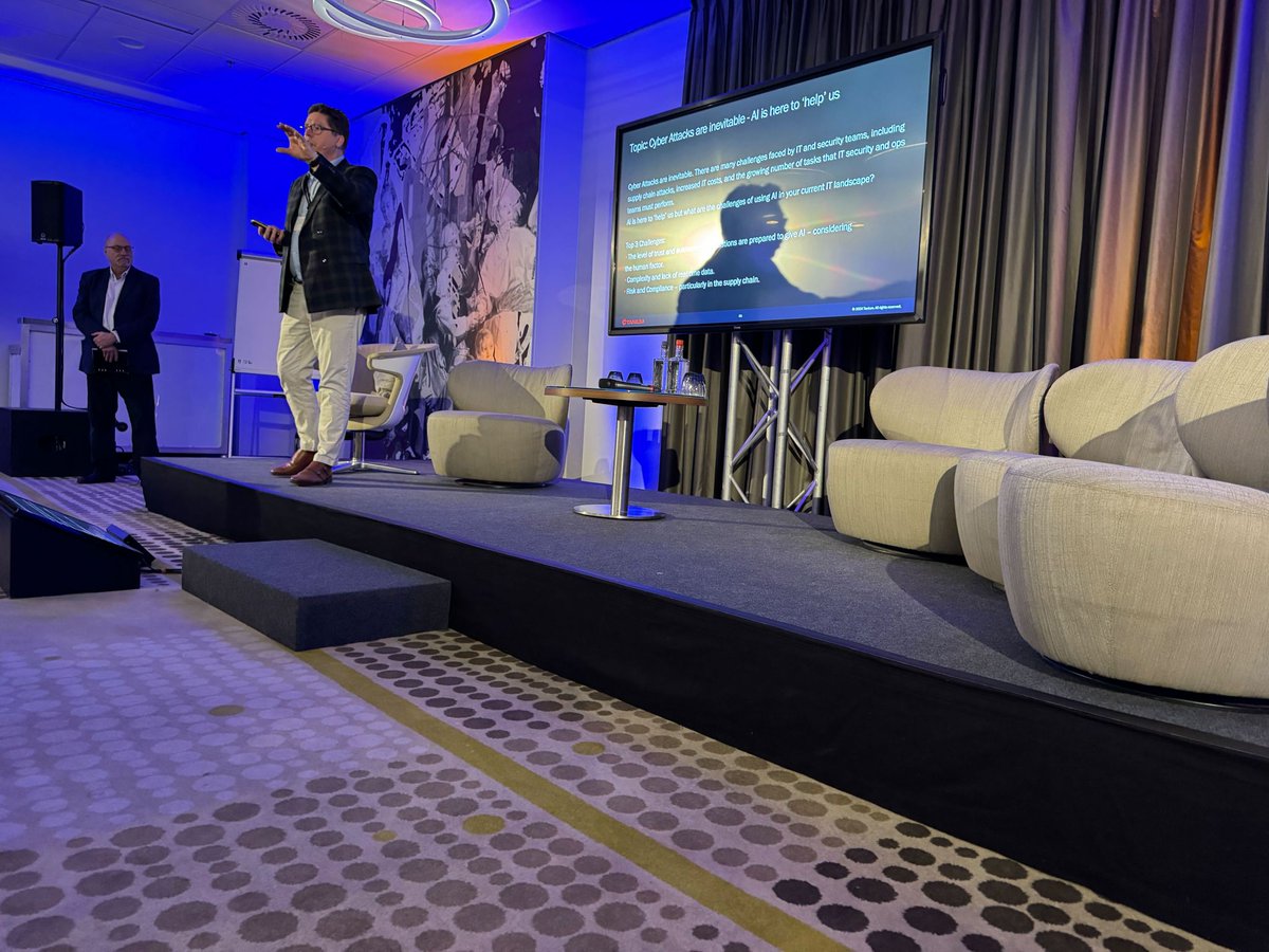 TechLeadersClub's tweet photo. Phenomenal morning at #TLCGlobal! Now it's time for a bit of lunch! π½οΈ Samantha Humphries of @exabeam wowed us with insights on visibility and automation challenges. Plus, @Tanium led a crucial cybersecurity workshop! π #AI #cybersecurity https://t.co/0VMY2yRJKv