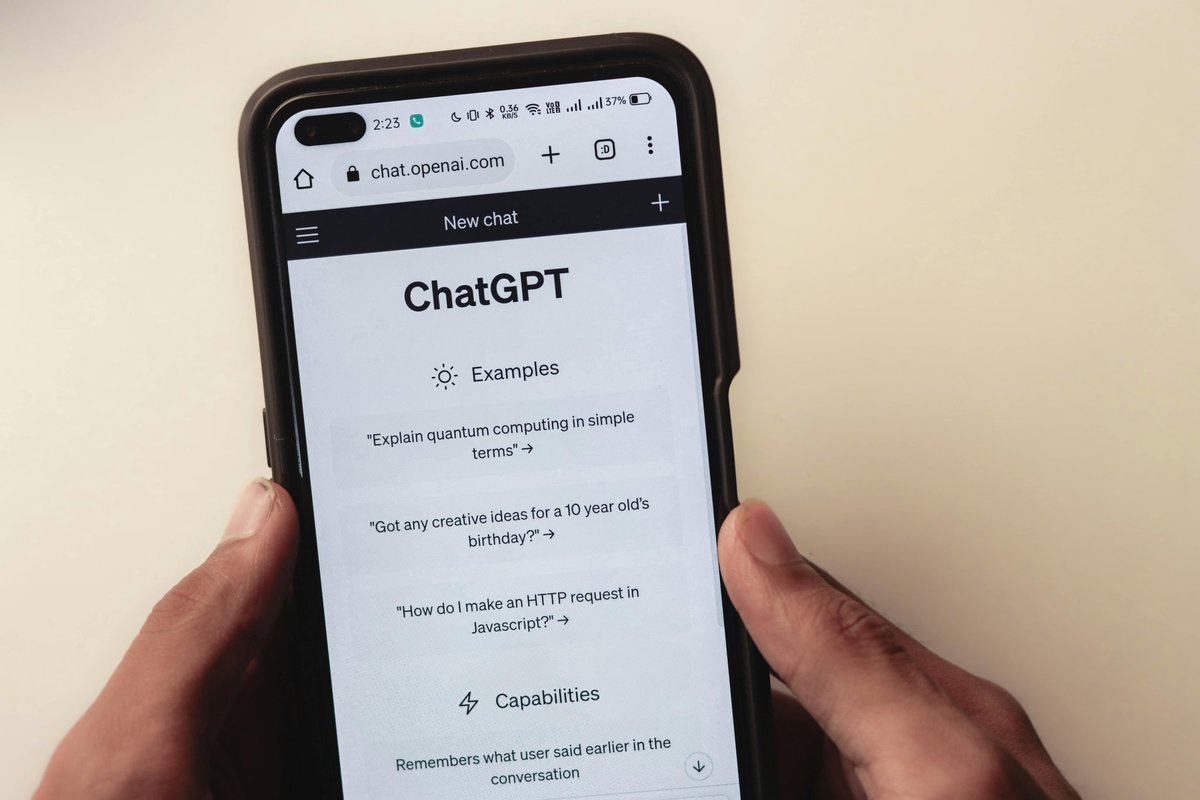 TechVibeAI's tweet photo. If you Love ChatGPT, You will love these AI tools 🚀:

1. ChatGPT for Excel
https://t.co/ty4svuxmeS

2. GPT for Images
https://t.co/kyEJeAcsHv

3. GPT for Charts
https://t.co/wJDwaPXaiL

4. GPT for Students
https://t.co/xofv4Hf6Zu

5. GPT for Video
https://t.co/6lNBAiDhmd https://t.co/EwqU9i17n2