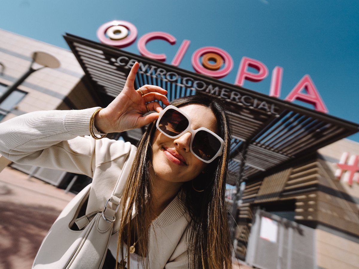 ccociopia's tweet photo. Cada día en Ociopía es un regalo. 😏

#ociopía #bienvenidos #welcome #orihuela #centrocomercialorihuela #ccociopia https://t.co/SLofuqqgES