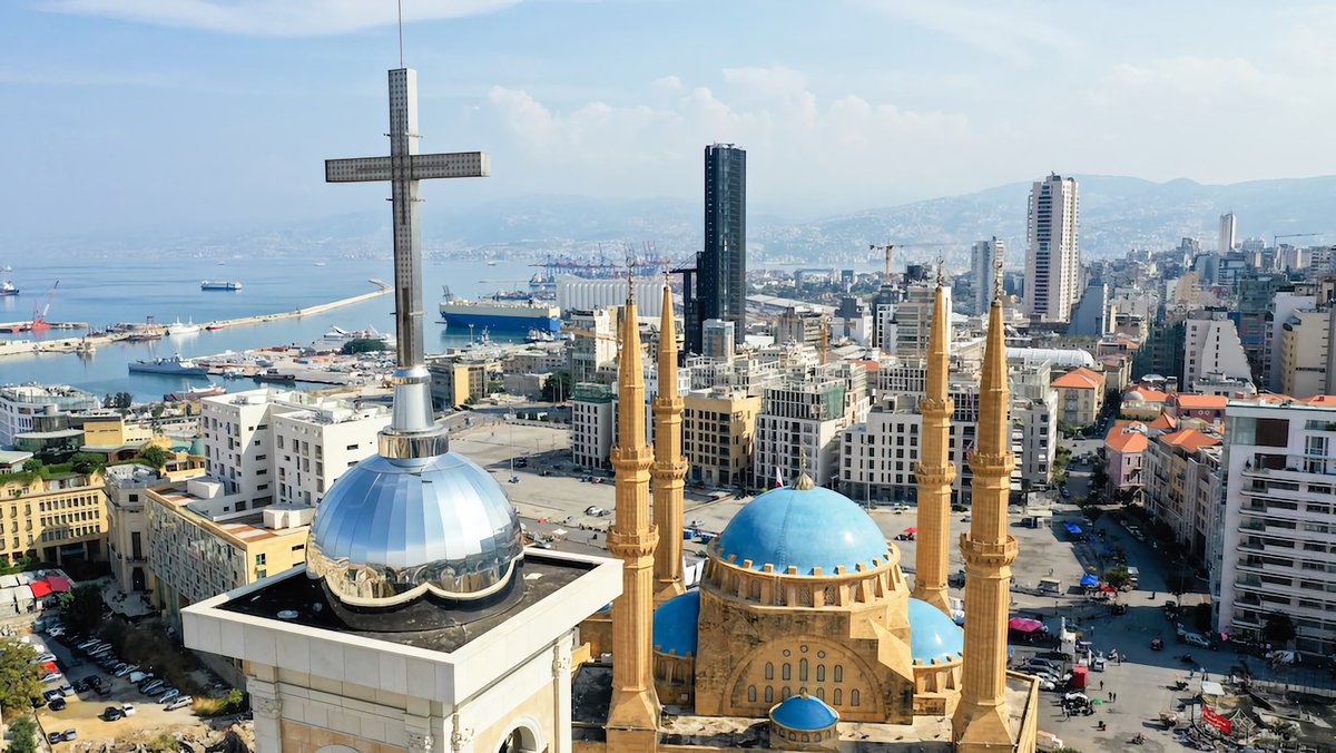 سمعت حدا عم بيقول انه المسيحيين بلبنان عددهم ١٩٪ (رقم غير دقيق) واذا سلمنا جدلاً بقلوا نسبة ال٣١٪ المتبقية موجودة بقلوبنا.
👈العدد ما بيهم، المهم مين قادر يصنع الفرق.
#لبنان اليوم مريض لعدم وجود مساواة والعدالة والأمن الاجتماعي مغيبين والتنافر عم بيزيد يوم بعد يوم.
مجبورين نلاقي