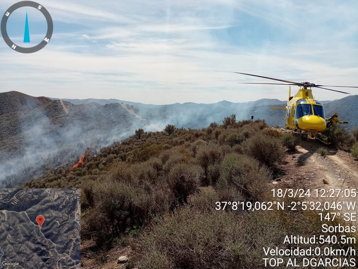 Plan_INFOCA's tweet photo. 🗓️ 18/03/2024 🕗 12.16 h.
🔴 DECLARADO | #IFSorbas. #Almería, en Paraje Cariatriz.
MEDIOS:
🚁 1 ligero
👩🚒 1 grupo de bomberos forestales, 1 técnico de operaciones, 1 agente de medio ambiente
🚒 1 autobomba
Trabajamos conjuntamente con: @bomberoslevante https://t.co/oQu8kRCtcw