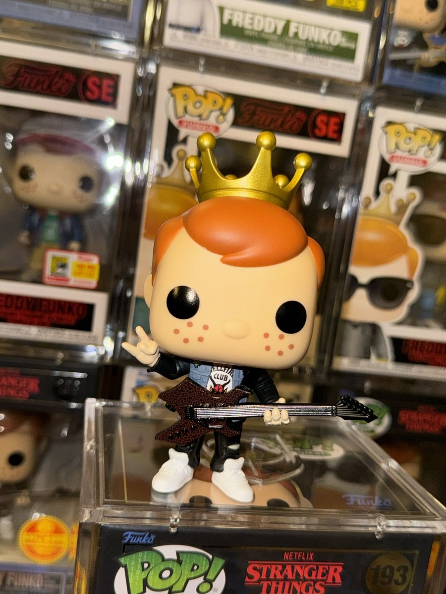 The only good thing that came from <a href="/Dropppio/">Droppp</a> <a href="/OriginalFunko/">Funko</a>  poor decision making on how to ship, is that I was pretty much forced to pull one of my FrEddy Munsons OOB! 😂 please do better for the in-box collectors! #Funko #FreddyFunko #StrangerThings #NFT