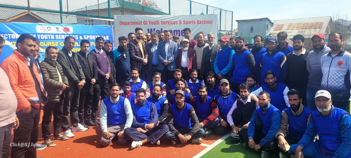 DPulwama's tweet photo. Joint Director Youth services and sports  Kashmir shri Mohammad Rashid (KAS)inaugrated orientation program of sports teachers at synthetic Hockey turf MMBHSS Pulwama.
The officer was also accompanied by Dysso Pulwama  shri Mohammad Qasim 
@dcpulwama @basharatias_dr @dgyssjk https://t.co/FONyj2lnda