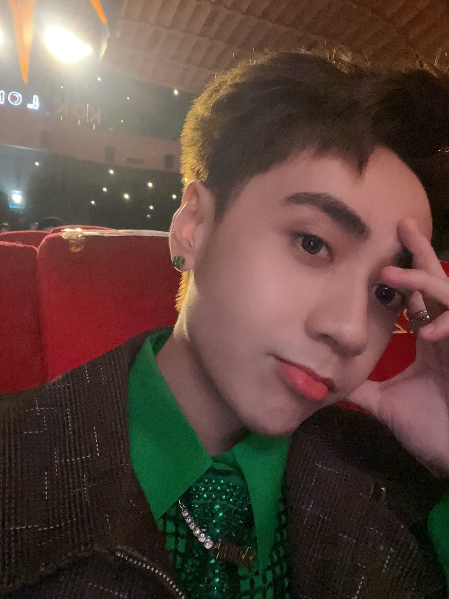 QH_MasterD's tweet photo. Muzik đang ở đâuuu 🐼
#QuangHungMasterD https://t.co/Ah0Mbe44VV